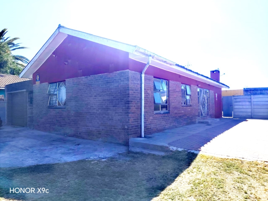 3 Bedroom Property for Sale in Russels Rest Western Cape